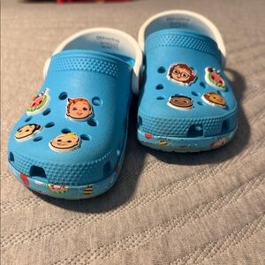 CROCS Kids Blue CoComelon Clogs